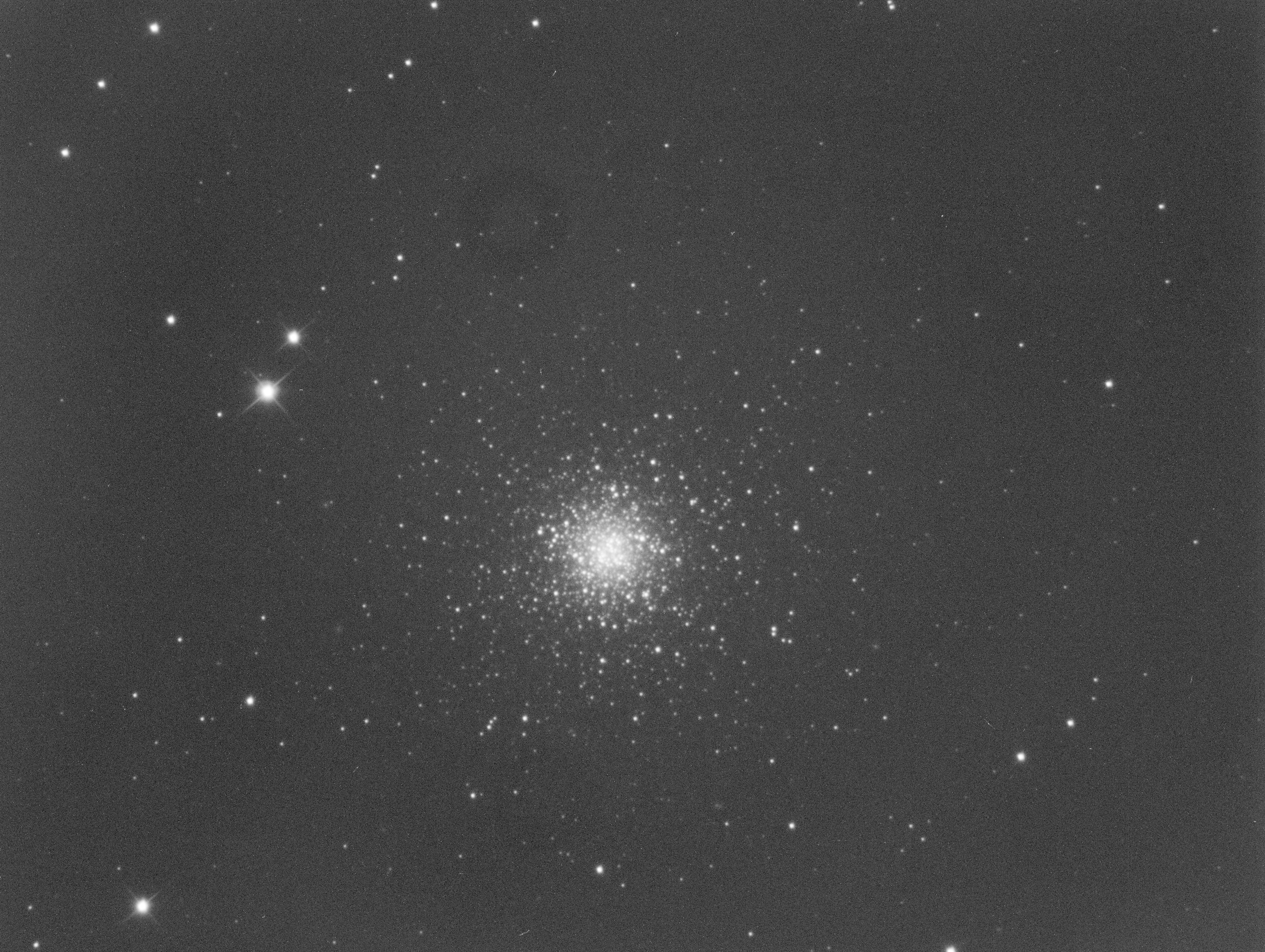 M53, RC10C, 8300M, AO, UVIR, 20min, RAW (no processing)